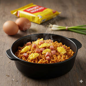 Egg And Ham Maggi