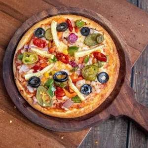 Tandoori paneer pizza