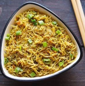 Veg singapore noodles [serves 1]