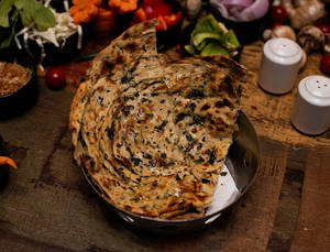 Pudina Laccha Paratha (atta)