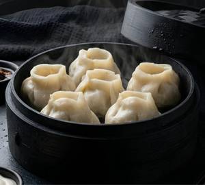 Steamed Veg Momo [6 Pieces]