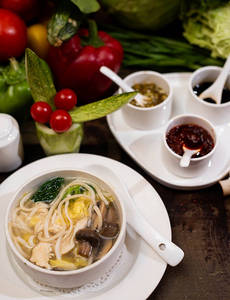 Noodles Clear Soup (veg)