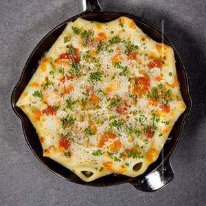 Baked pasta white