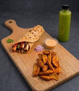 Paneer Tikka Delight Combo
