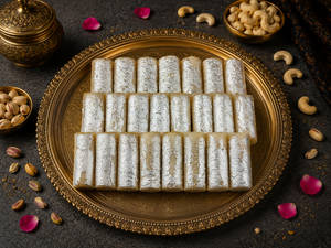 Kaju Roll