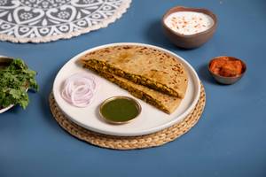 Mutter Paneer Paratha