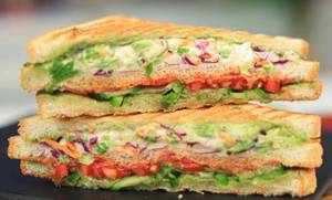Coleslaw Grilled Sandwich(200gm)