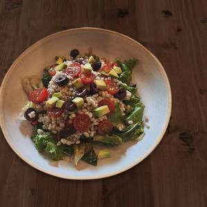 Barley Salad With Avocado & Pomegranate