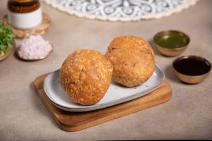Moongdal Kachori 2Pc