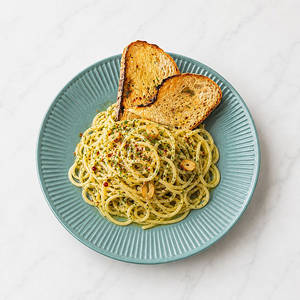 Aglio E Olio Pasta