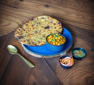 Amritsari Mix Kulche Chole