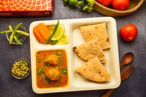 Aloo Dum & Roti Combo