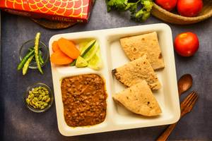Dal Makhani & Roti Combo