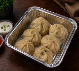 Veg Steamed Momos (6 Pieces)