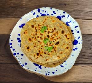 Tawa Gobi Paratha(2 pieces)