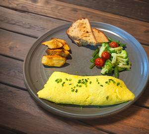 Colby & Cheddar Cheese Omelette