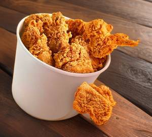 Bucket Chicken 🐔 Chicken Lollipop-3 , Fried Chicken-2, wings-2, French fries (mini)