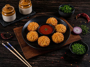 Paneer Pan Fried Momo [6 Pieces]