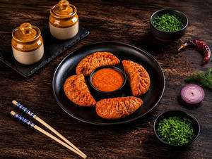 Tandoori Achari Ghost Paneer Momo