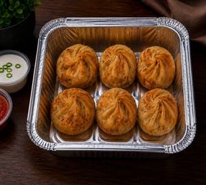 Veg Fried Momos (6 Pieces)