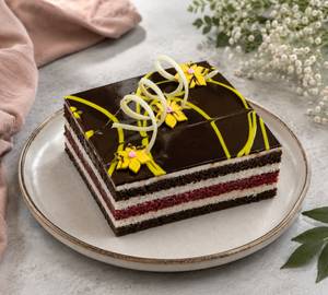 Choco Bloom Cake