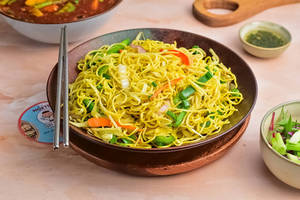 Veg Hakka Noodles