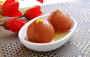 Gulab Jamun (2 Pcs)