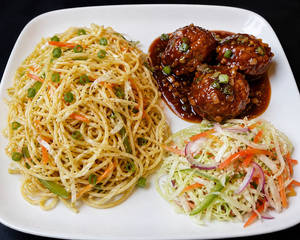 Veg Noodles, Veg Manchurian(3pcs), Chinese Salad