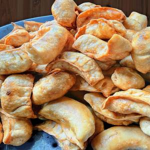 Chicken Momo Fried 16Pcs With 2  Sachet Mayo