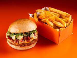 California Avocado Burger+peri Peri Fries