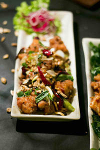 Beijing Chicken (12 Pcs)