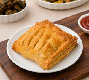 Chicken Afghani Puff
