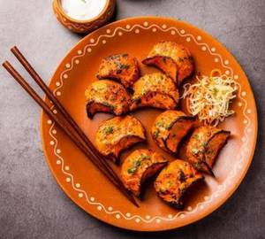 Tandoor Chatpata Momos [6 Pieces]
