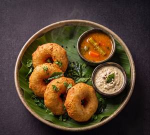 Medu Vada [4 Pieces]