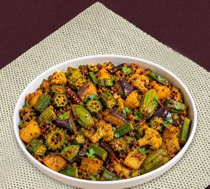 Seasonal Bhujiya