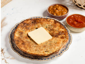 Amritsari Gobi Kulcha With Cholle