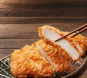 Tonkatsu [japanese fried chicken / fish / prawns ]