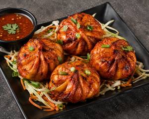 Tandoori Chatpata Momos (4 Pieces)