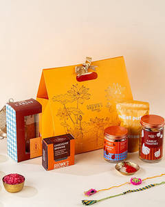 Brown's Lotus Bag Gift Hamper