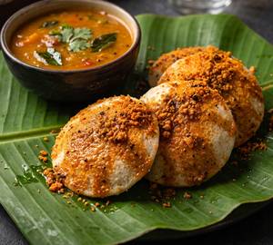 Ghee Podi Idli [4 Pieces]
