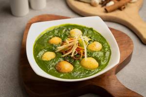 Lasooni Aloo Palak