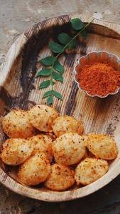 Peri Peri Idli Fries