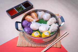 Non-veg Dimsum Basket (12 Pcs)