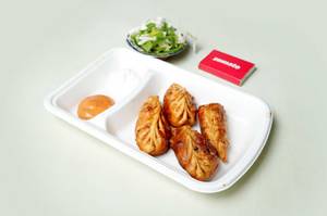Veg Momos (Fried 4 Pc) 