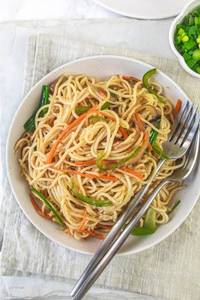 Vegetable Chow Mein