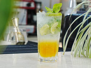 Passionfruit Mojito