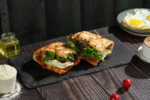 SuperYou High Protein Classic Bacon & Egg Brekkie Club Sandwich