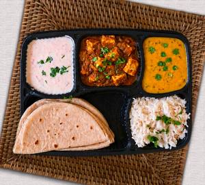 Kadai Paneer Thali