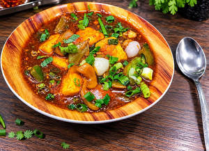 Chilli Paneer (gravy)