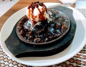 Sizzling Brownie